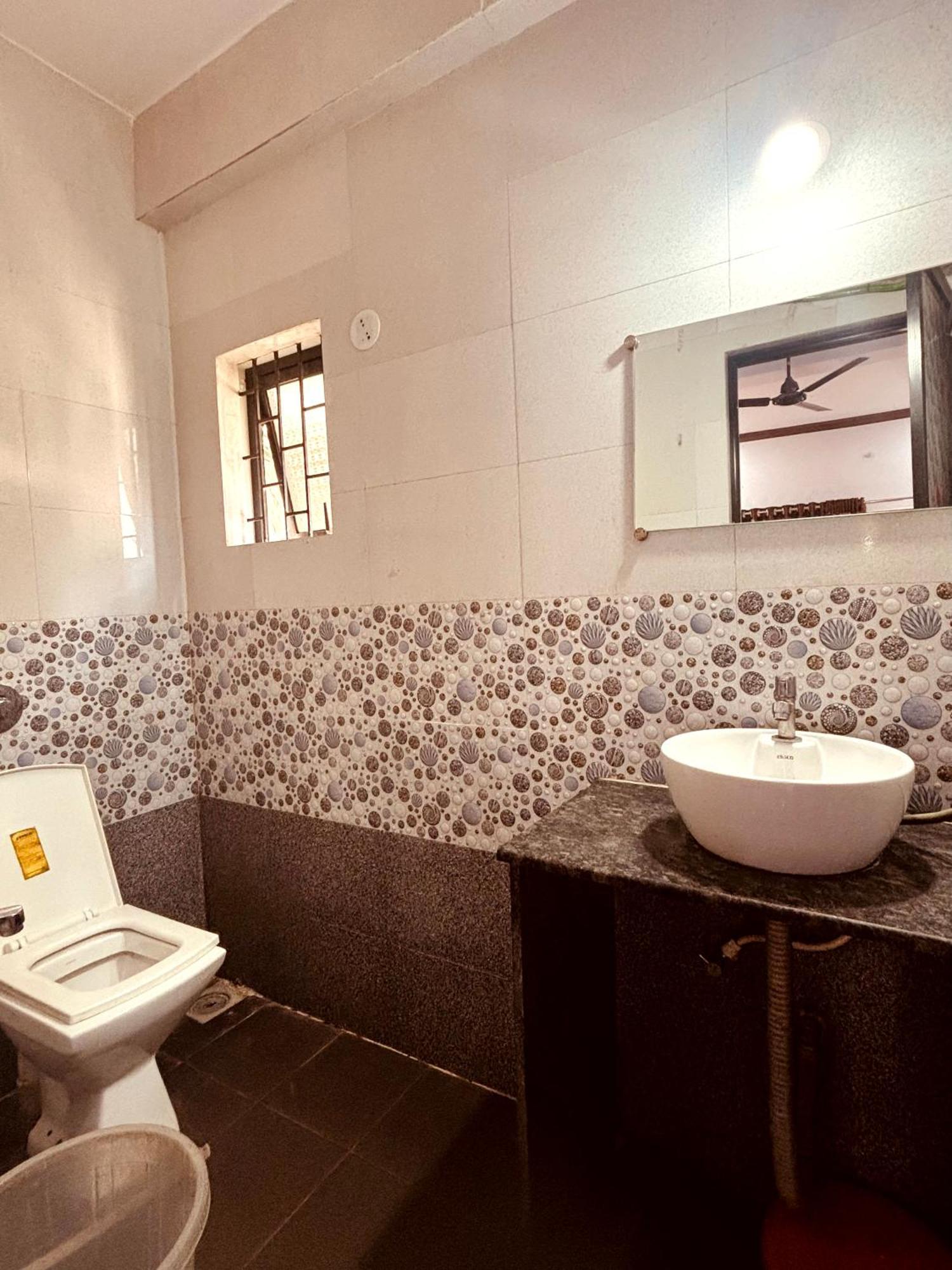 Hotel Harmony By Heaven Calangute Luaran gambar